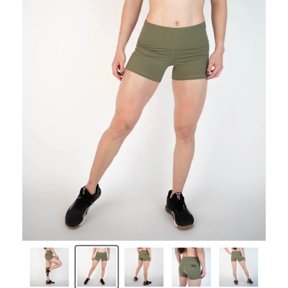 BRAND NEW Fleo shorts! Green, women’s large!